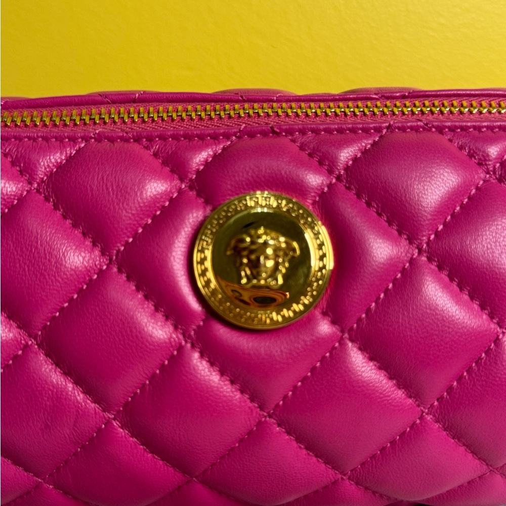 💔💔NO LONGER AVAILABLE💔💔Versace Pink Quilted Women's Bag - Picture 2 of 4